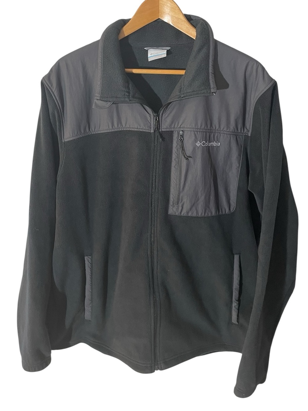 TT2- Columbia Men's Black and Dark Gray Performance Fleece Jacket